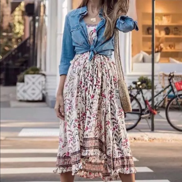Dresses & Skirts - Boho Floral Gypsy Print Midi Ruffle Dress cream